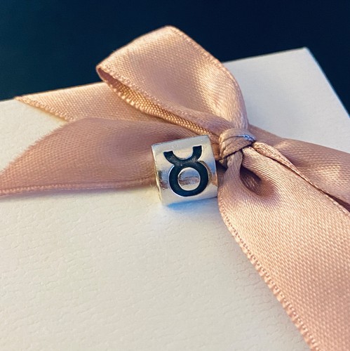 Pandora oldie charm - pandora,