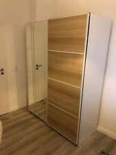 Ikea Pax Kleiderschrank mit Schiebetüren (spiegel und holz)