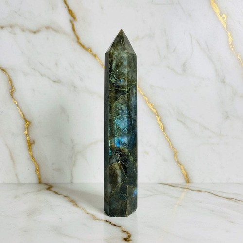 Labradorit obelisk 15cm - labradorit,