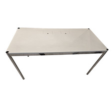 USM Haller T59 30x59-in Desk