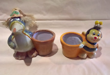 2 Stk - Übertopf Figuren BIENE - PINGUIN mit Strohhut - Deko Ostern Geschenk