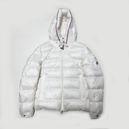 100 authentische moncler - %,