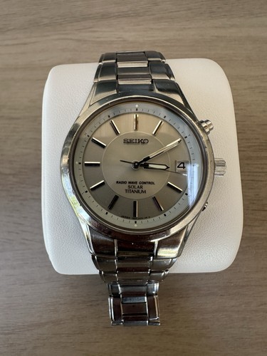 Seiko spirit titanium solar - seiko,