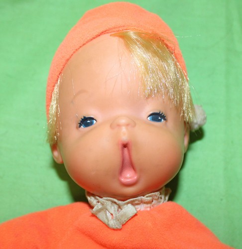Alte mattel bedsie baby - ***,
