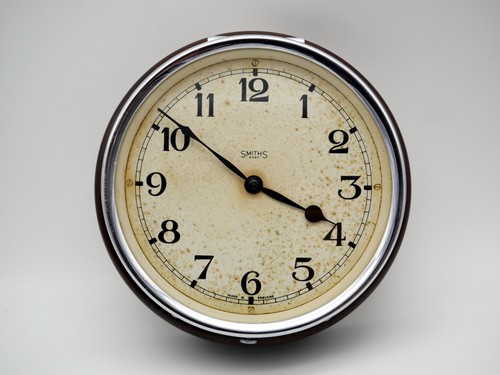 Alte wanduhr bakelit - alte, gehäuse
