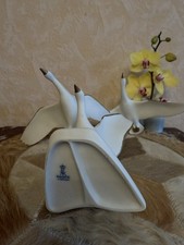 Motiv: Drei fliegende Schwäne