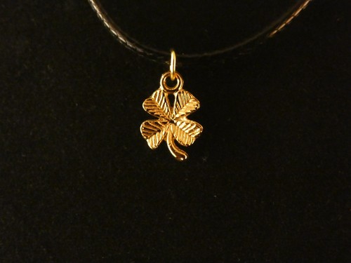 Kleeblatt anhänger mit kette - mit,