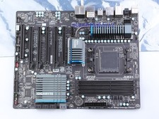 GIGABYTE GA-990FXA-UD5 Socket