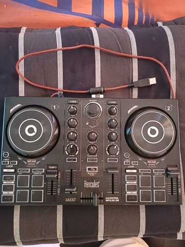 Hercules dj control - hercules,