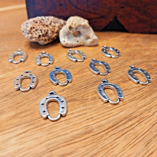 Hufeisen anhänger charms - 10,