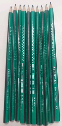 Grün malende buntstifte - 10, buntstifte/