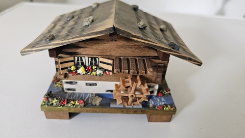 Spieluhr spieldose holzhaus - spieldose,