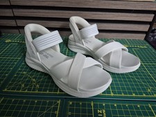 SKECHERS Damen-Sandale Ultra