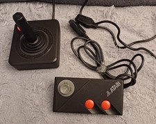 2 Atari 2600 Controller