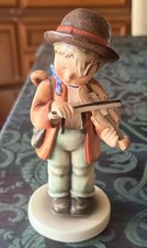 Das kleine Geigerlein von Goebel Hummel - große Ausführung 16,5 cm