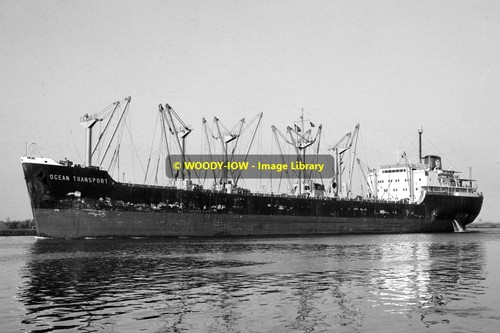 Mc0162 houlder cargo ship - houlder,