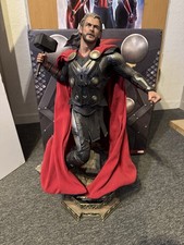 Sideshow Thor Premium Format