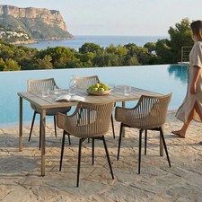 Gartenmöbel Set mit Tisch & 4