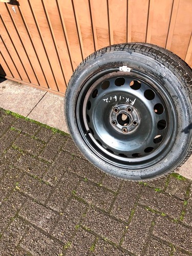 1xkomplette reserverad - 1xkomplette,