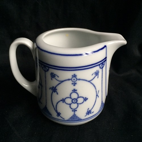 Milchkännchen strohblume - milchkännchen,