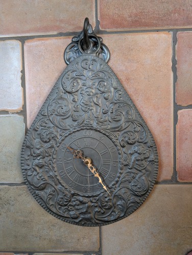 Schöne wanduhr aus zinn ca - schöne,