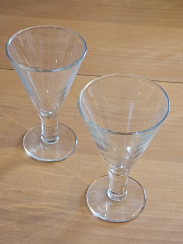 Stück glas schalen - 2, glas-schalen