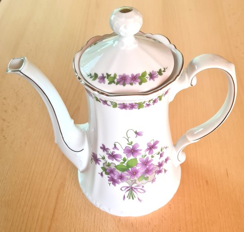 Vintage kaffeekanne aus - vintage-kaffeekanne,