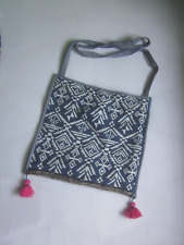 Damen Umhängetasche blau weiß Mallorca Perlen Muster Stoff 33 x 35 cm Reißvers.