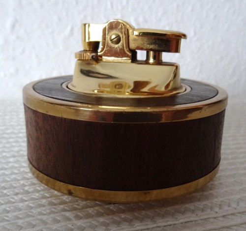 Vintage tischfeuerzeug gas - tischfeuerzeug,