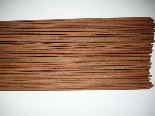 Holzleisten mahagoni 800 x - holzleisten,