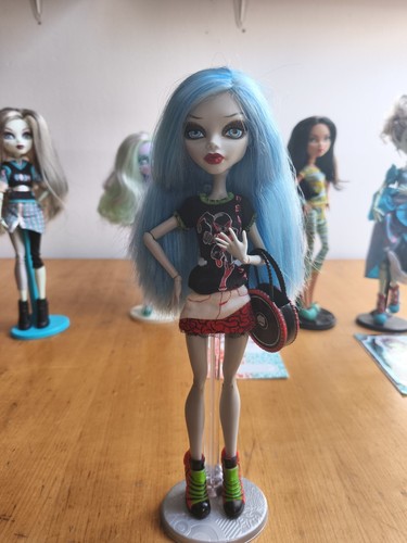 Monster high ghoulia - monster, yelps