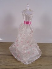 Mode Fashion für Barbiepuppe Brautkleid in zarten Farben viel Glitzer (17979)