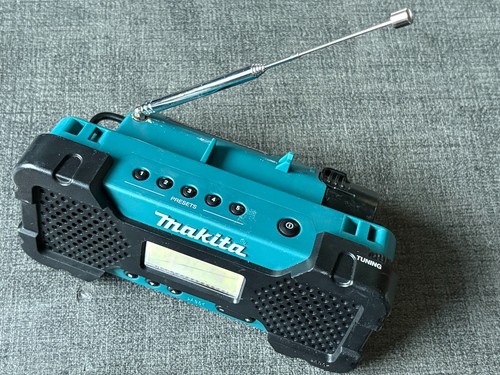 Makita volt fm - 10,8, radio