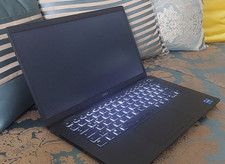 Dell Latitude 7420 14" Carbon i5-1145G7 -8GB - 1 TB SSD Laptop