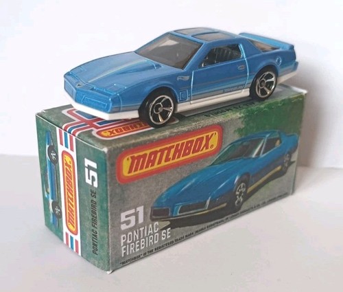 Hot wheels pontiac - 1:64,