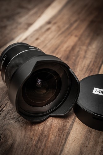 Samyang 14mm 8 - af, fe