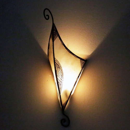 Handgefertigte leder wandlampe - handgefertigte, leder-wandlampe
