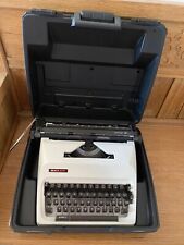 Triumph Adler Junior 12 - Reiseschreibmaschine - Schriftband trocken