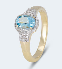 Harry Ivens IV Ring Gelbgold 375 mit einem Aquamarin und Diamanten ca. 0,85 ct.