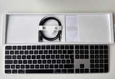 Apple Magic Keyboard with Touch ID and Numeric Keypad - schwarz 