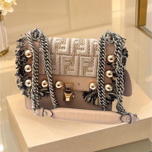 Fendi handtasche kan - kan, i