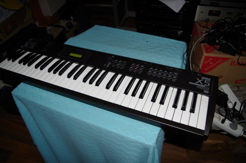 Korg - , x5