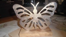 Aufsteller Schmetterling Silber mit Holzsockel