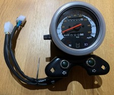 Keenso Motorrad Kilometerzähler 12V Tachometer Tachoanzeige Gangschaltung