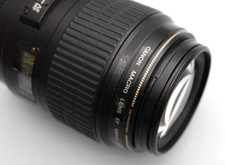 Canon Ultrasonic Objektiv Macro Lens EF 100mm 1:2.8 USM Schwarz