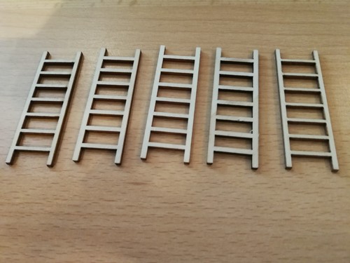 Holzleiter natur x 2 cm - x,