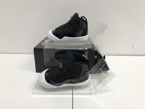 Nike jordan crib - 11,