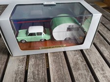 Trabant 601 mit Würdig 301 Modellauto mit Wohnwagen 