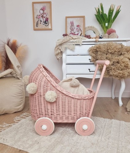 Puppenwagen aus korbgeflecht - puppenwagen,