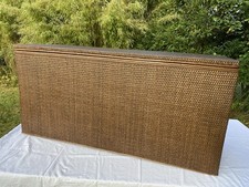 Große Rattantruhe, Sitzbank